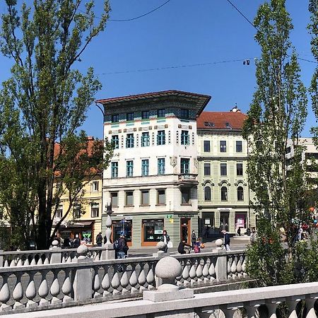 Triple Bridge Ljubljana Apartment Exterior foto