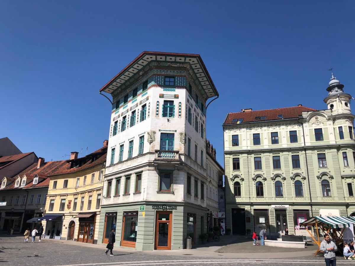 Triple Bridge Ljubljana Apartment Exterior foto